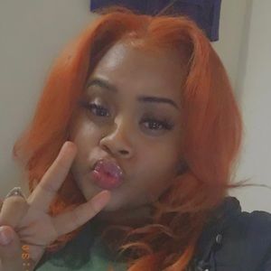 Meet your Posher, Sabrina